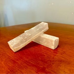 One Selenite stick (single)
